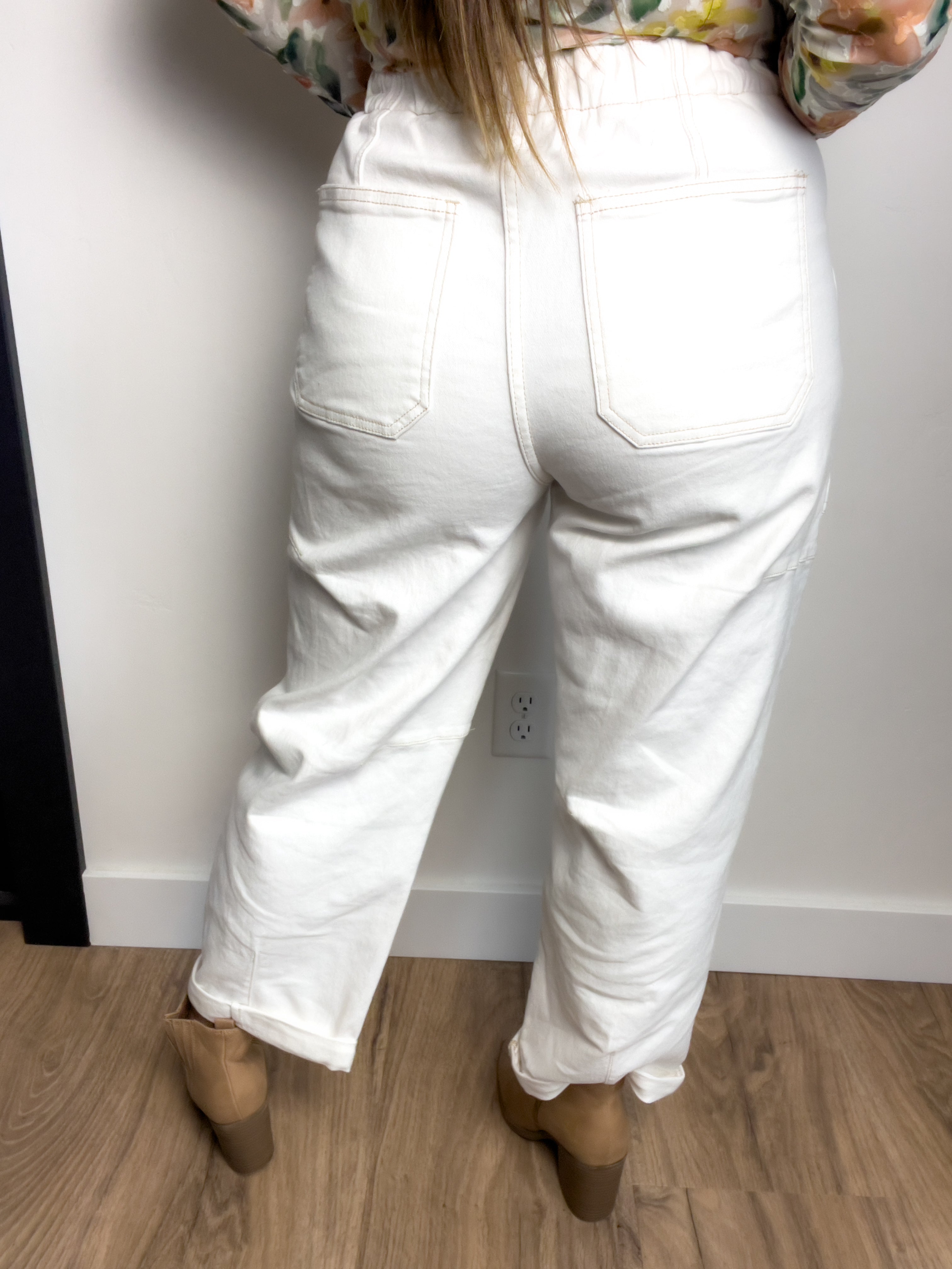 Hillary High Rise Cropped Barrel Pants - Cream