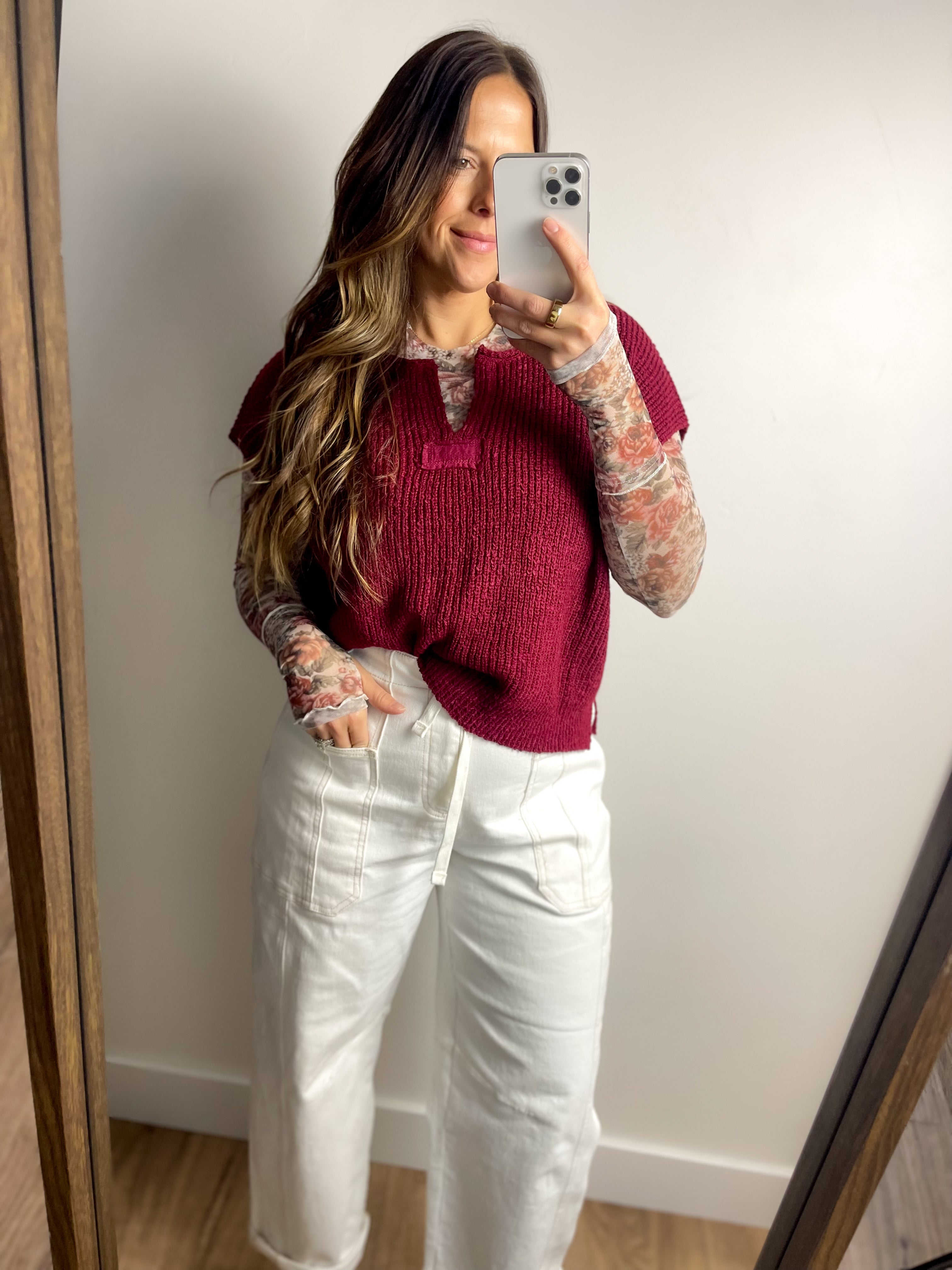 Sara Short Sleeved Sweater - Burgundy