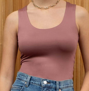 Lainey Scoop Neck Tank Top - **Multiple Colors