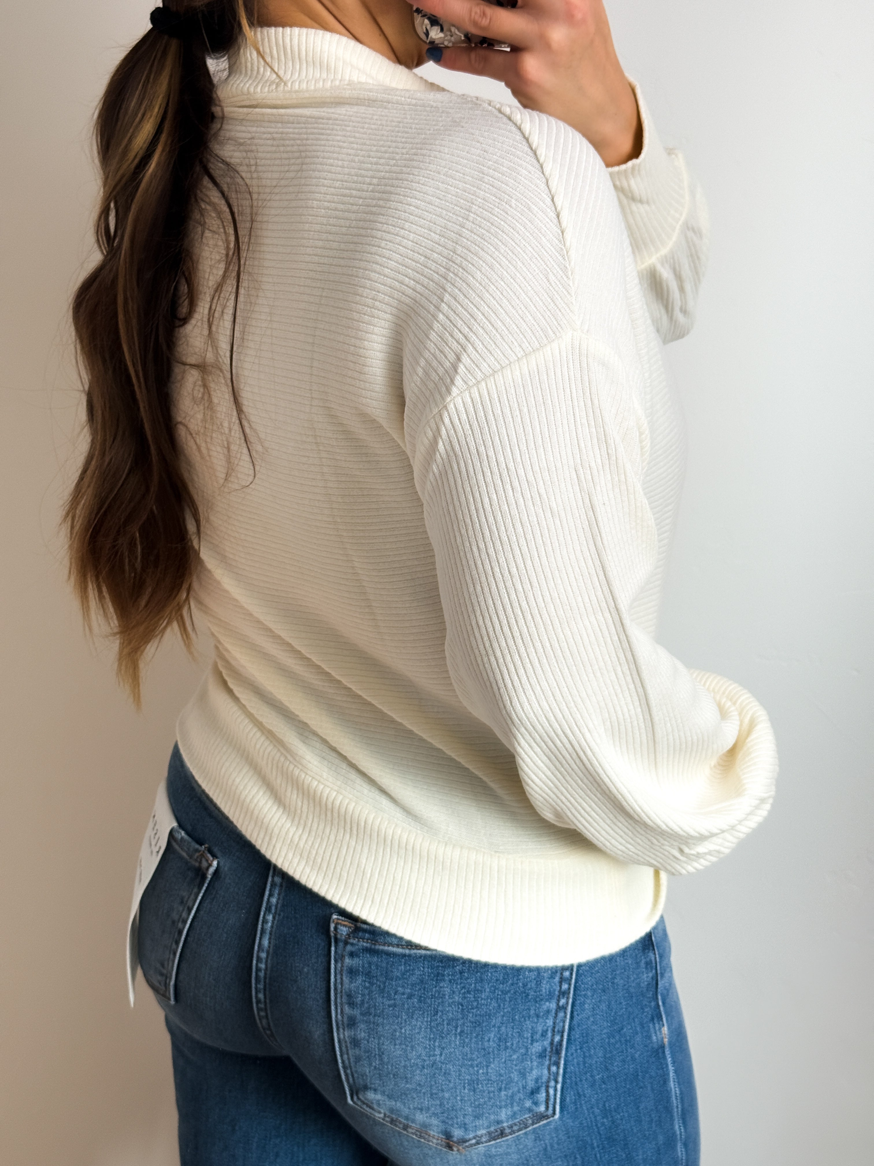 **DOORBUSTER** Ribbed Balloon Sleeve Top - Cream