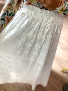 Eyelet Ruffle Detail Midi Skirt - White