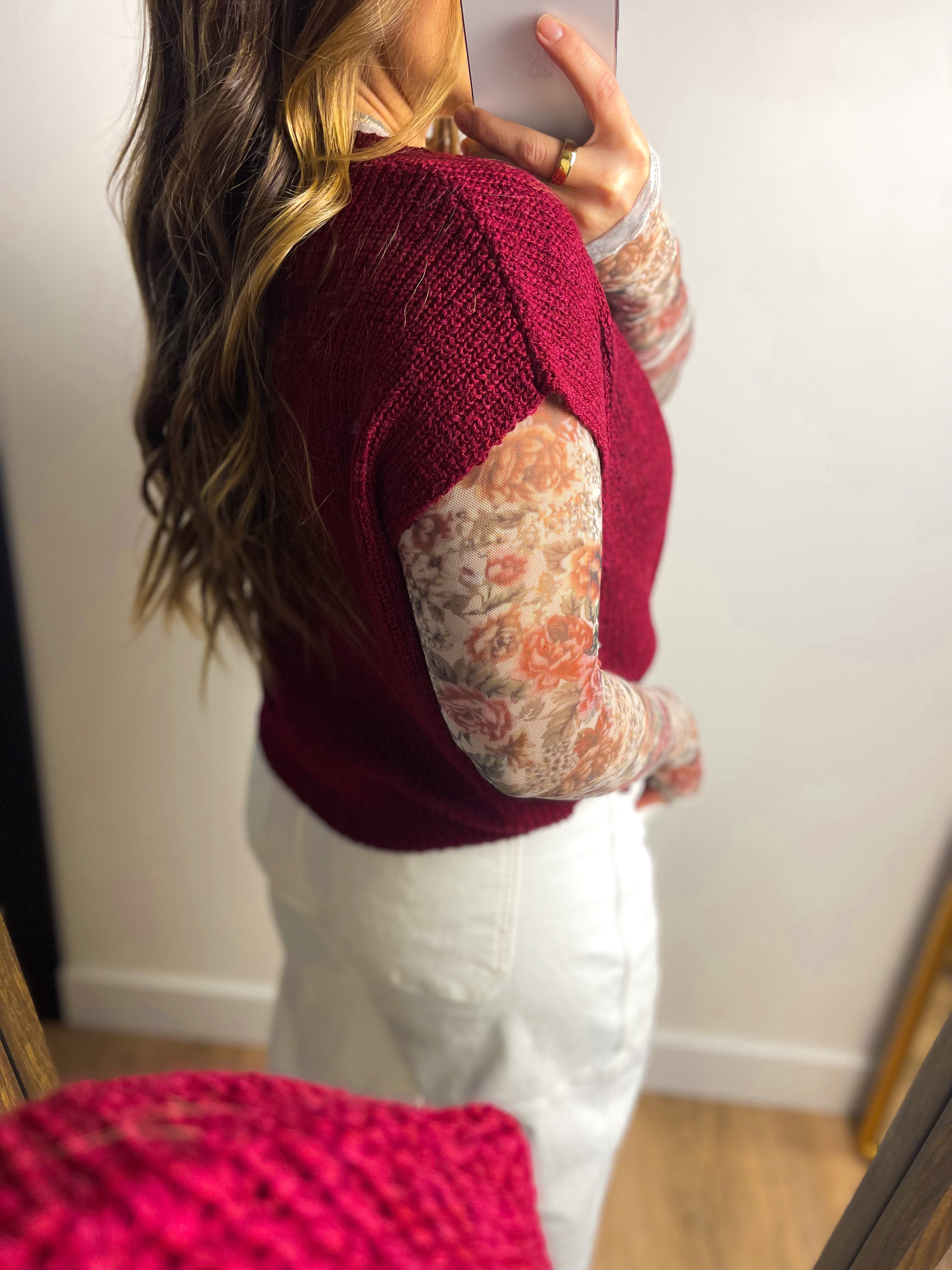Sara Short Sleeved Sweater - Burgundy