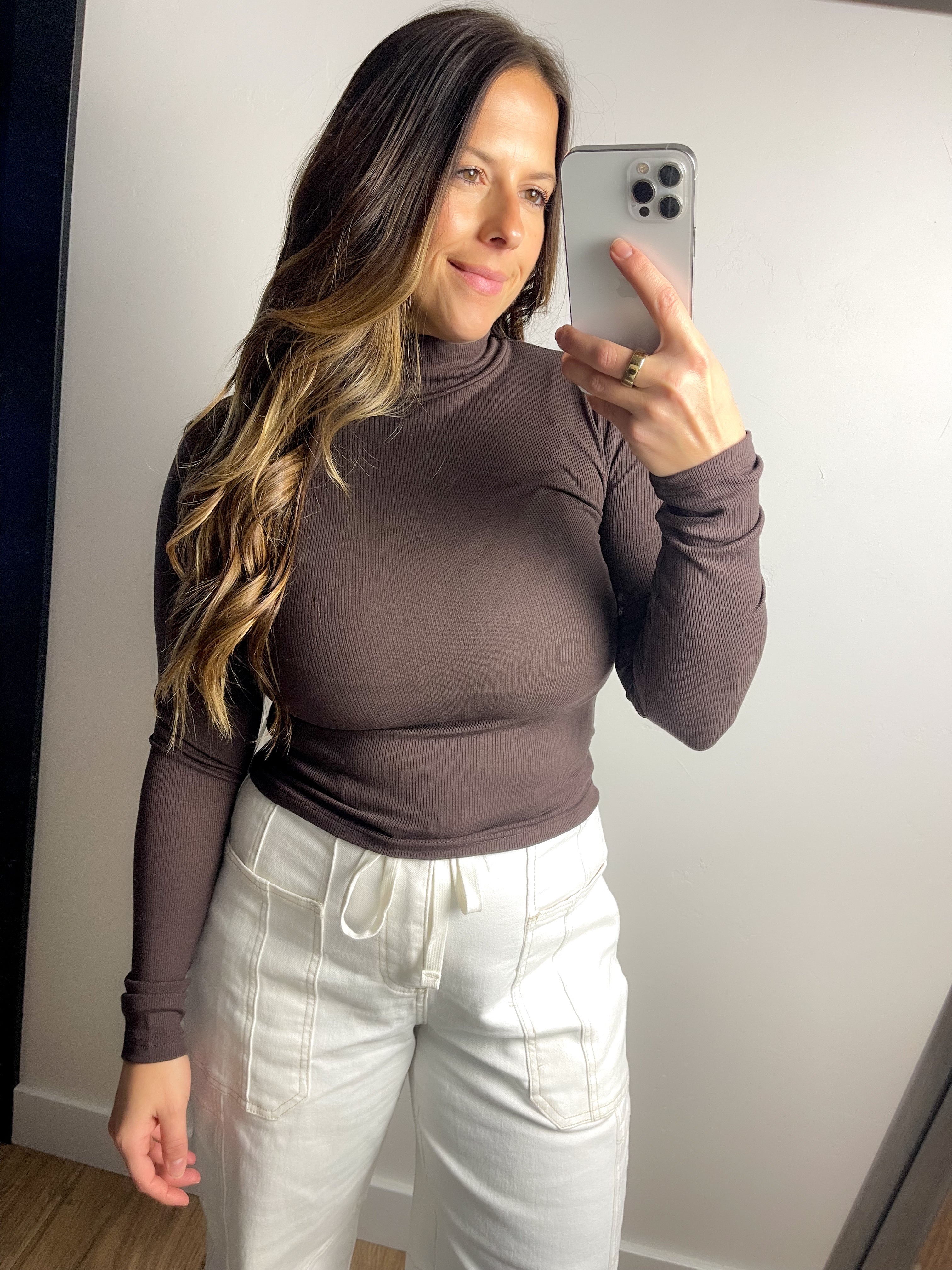 Micro Ribbed Long Sleeve Turtleneck: ESPRESSO