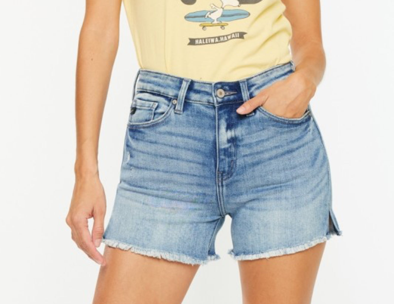Ella High Rise Shorts - Medium Wash