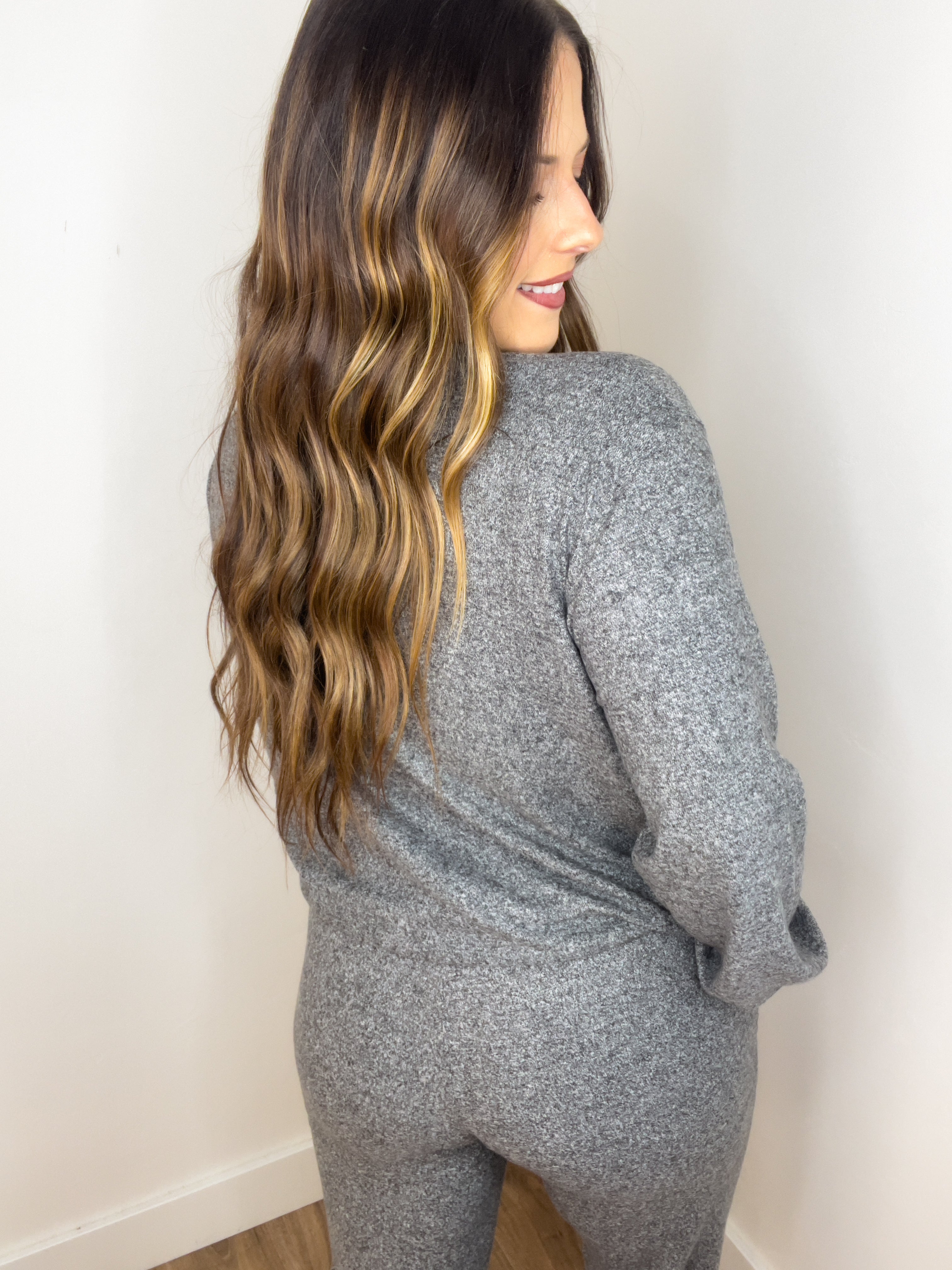 ** DOORBUSTER ** Oh So Cozy Long Sleeved Top - Ash Black