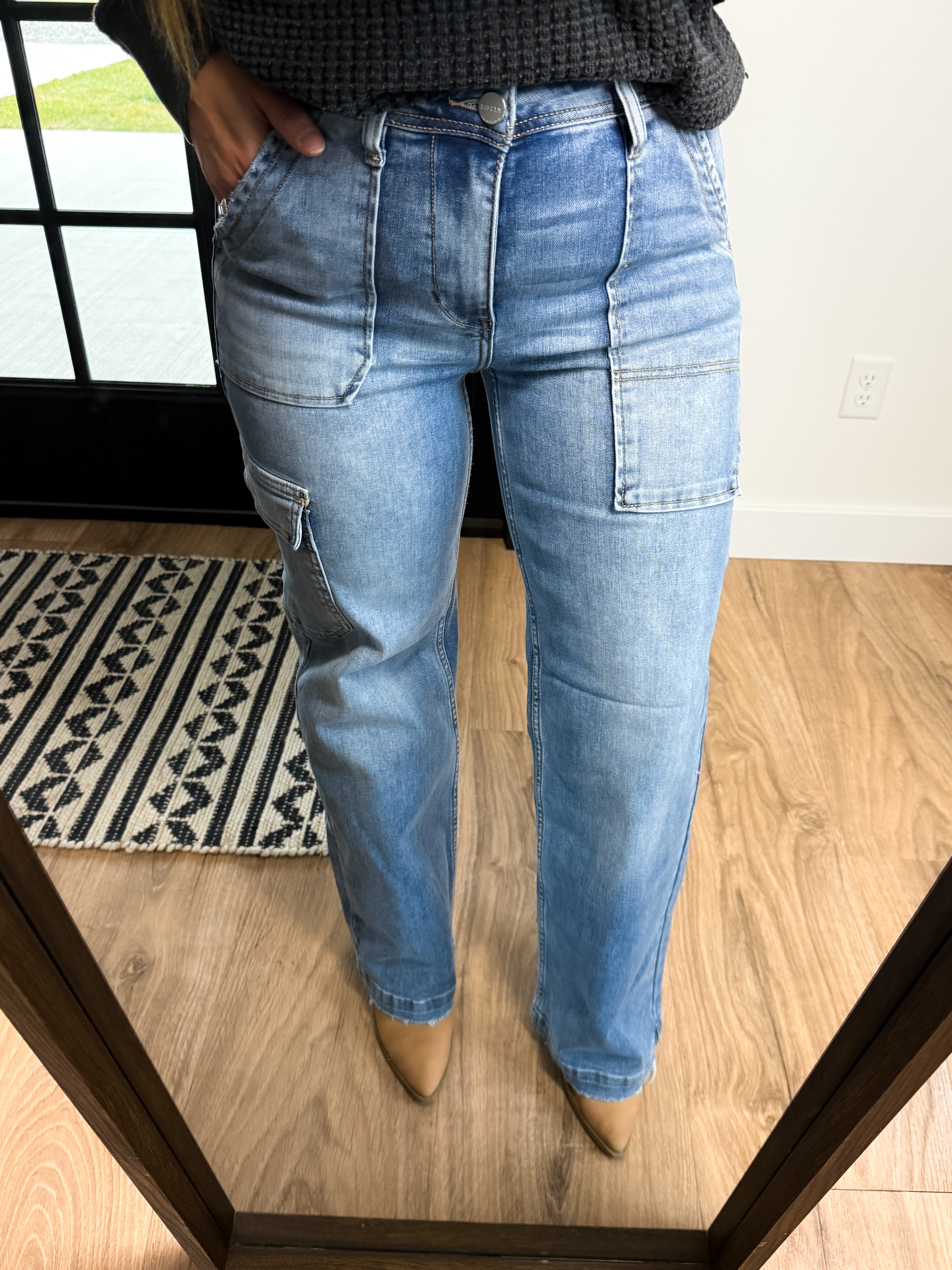 Cargo High Rise Jeans - Medium