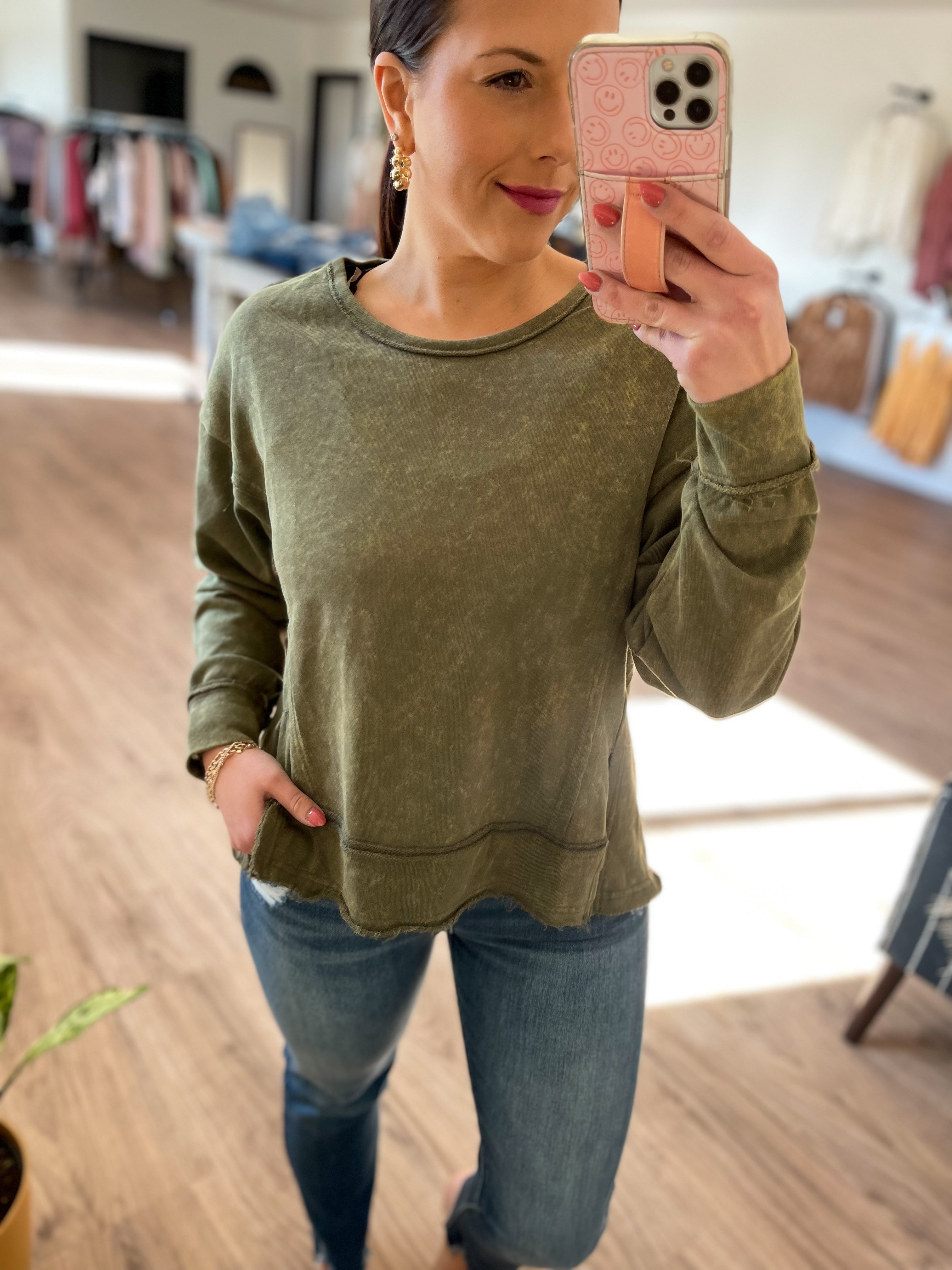 Vintage Mineral Washed Solid Casual Knit Top - Olive