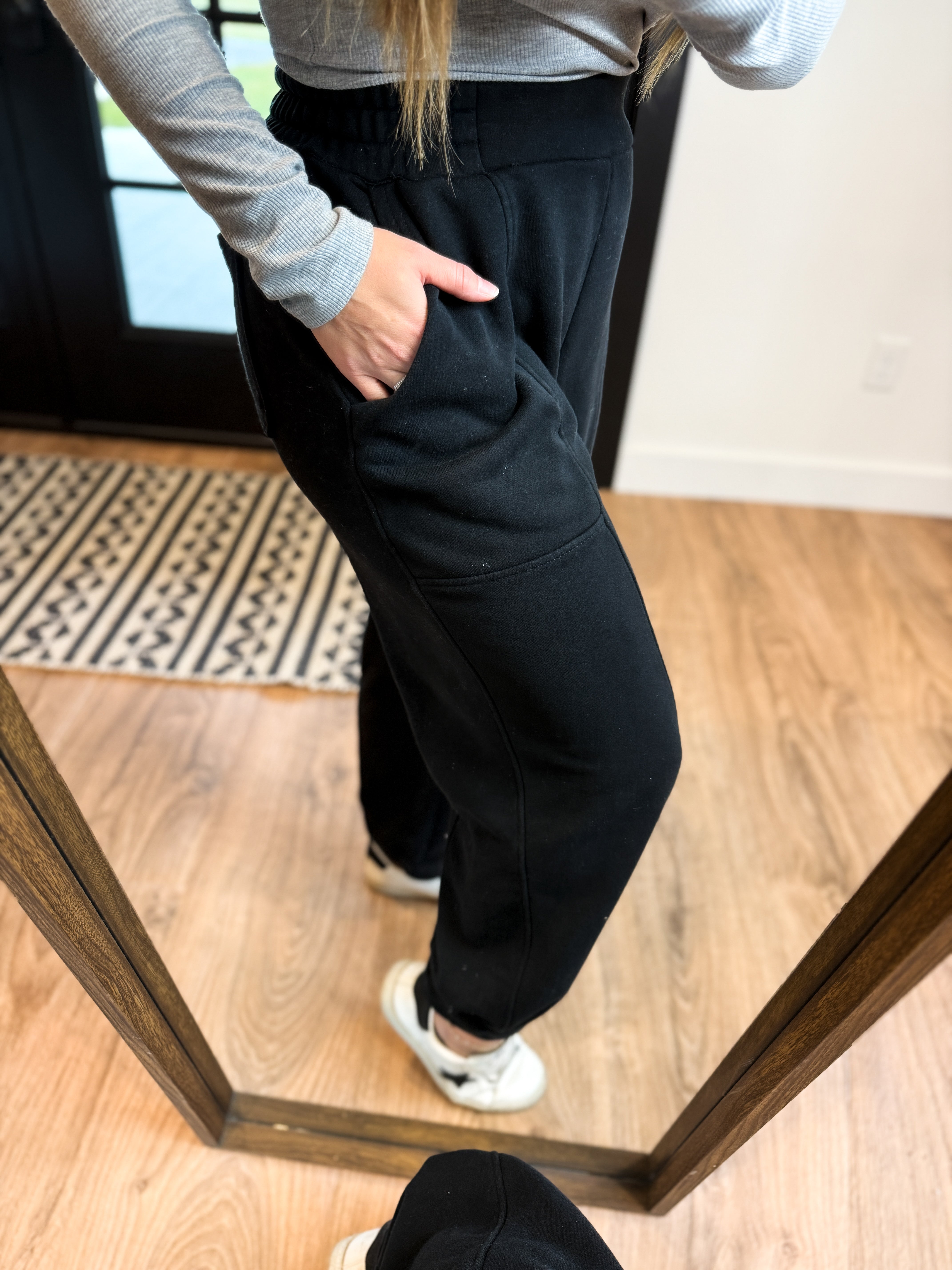 Dune Drift Cotton Blend Lounge Jogger: Black