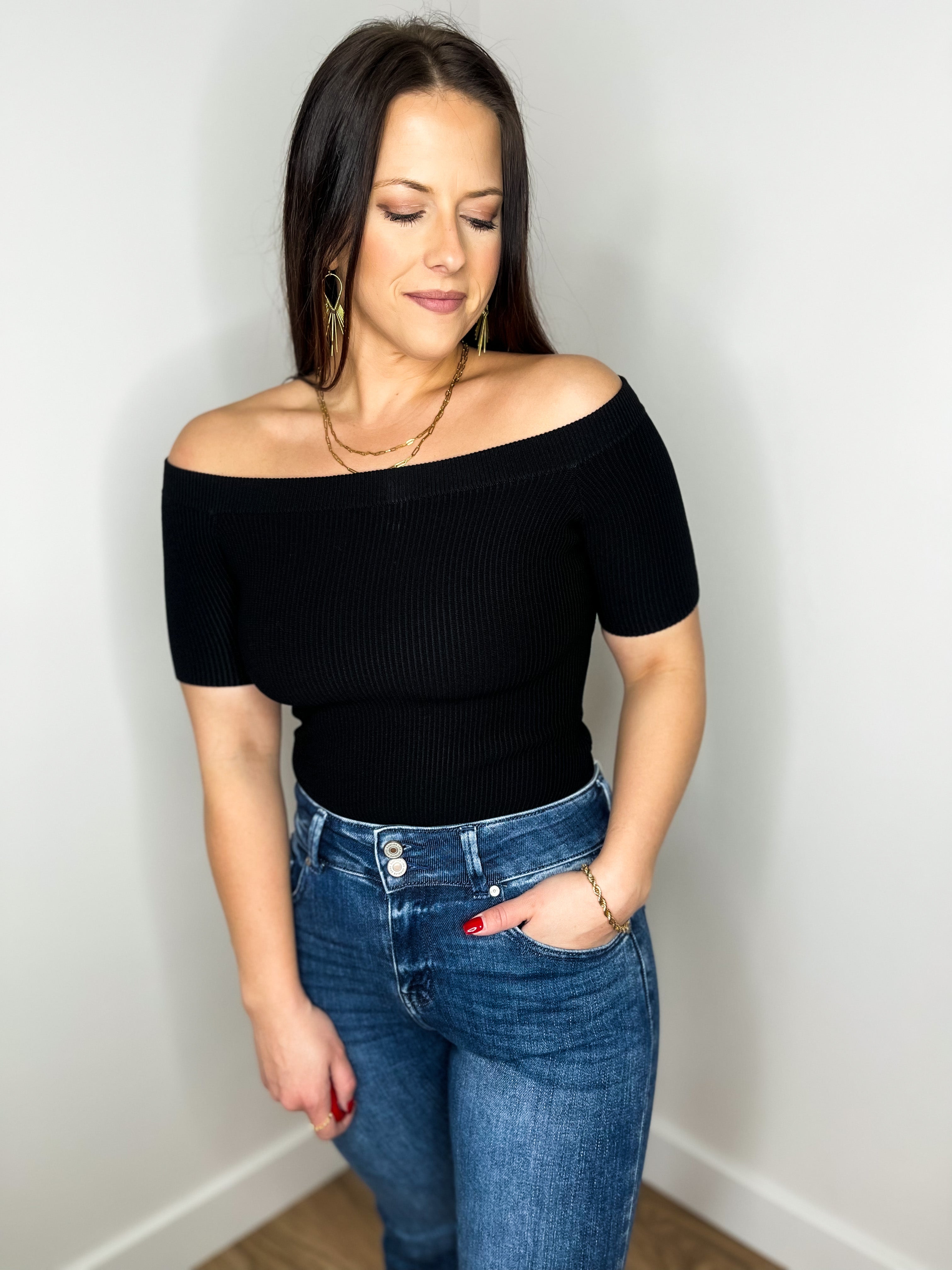 Ava Off shoulder Shaper Fit Bodysuit - Black