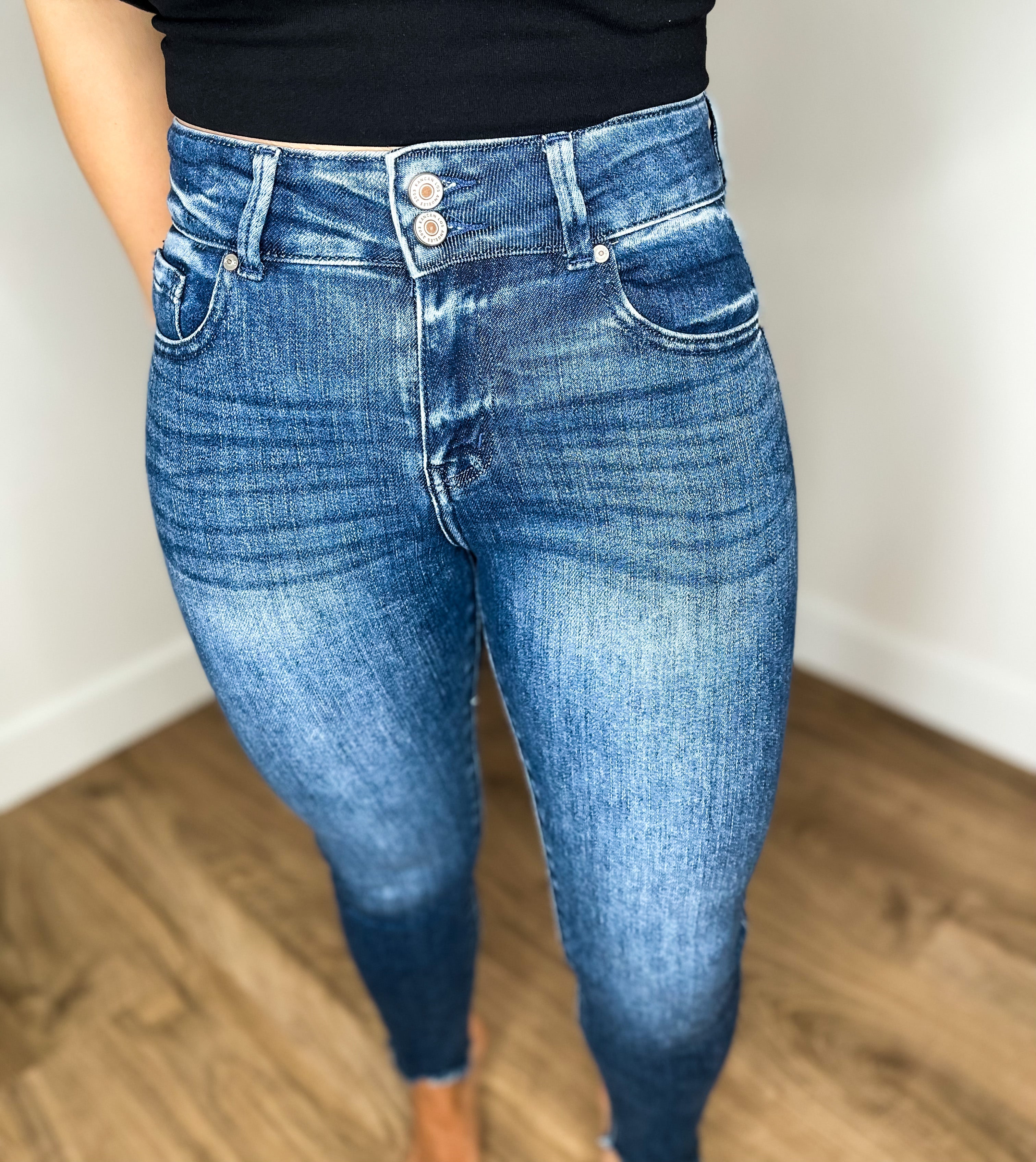 Genny High Rise Skinny Jeans HIGH RISE ANKLE SKINNY DB V cut at ankle