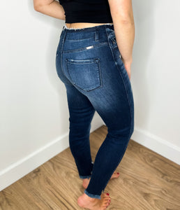 Becca High Rise Distressed Skinny Jeans - Dark wash